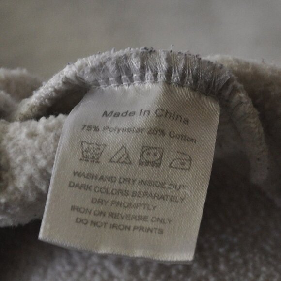 University of Toronto Varsity Light Grey Crew Neck EMBROIDERED SWEATER M - Picture 5 of 5